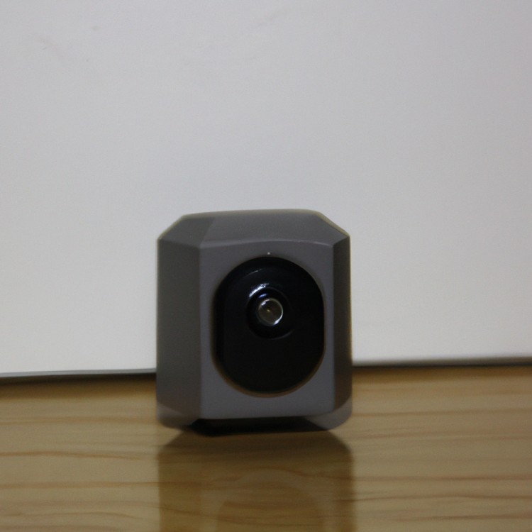 Comment installer une lampe camera espion ?